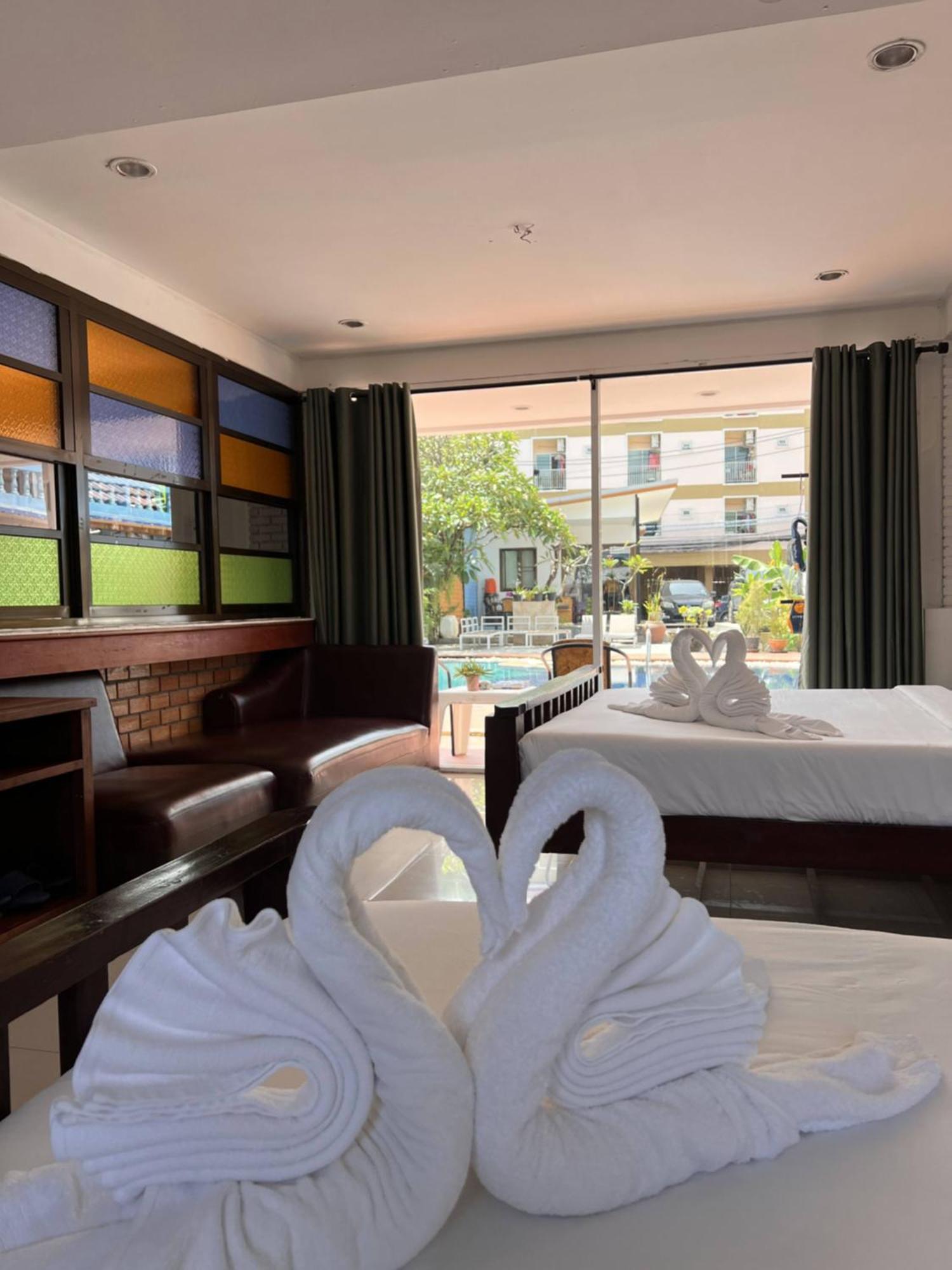 Baankasemsuk Resort 般咔 深宿 Patong Εξωτερικό φωτογραφία